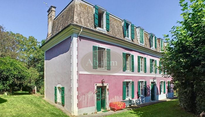 Zámeček na prodej Lourdes, Occitanie,  Francie