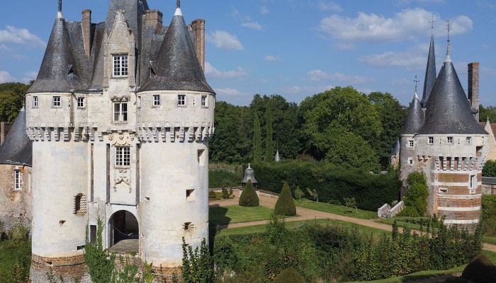 Zámek na prodej Chartres, Centre-Val de Loire,  Francie