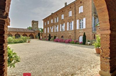 Zámek na prodej 31000 Toulouse, Occitanie, Nádvoří