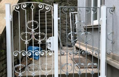 Historická vila na prodej 58762 Altena, Bachstraße 66, Nordrhein-Westfalen, Außeneingang zum Garten