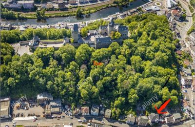 Historická vila na prodej 58762 Altena, Bachstraße 66, Nordrhein-Westfalen, Blick auf Altena mit dem Haus