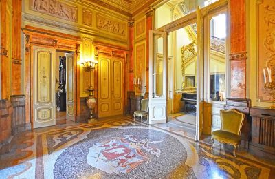 Historická vila na prodej Liguria, Vstupní hala