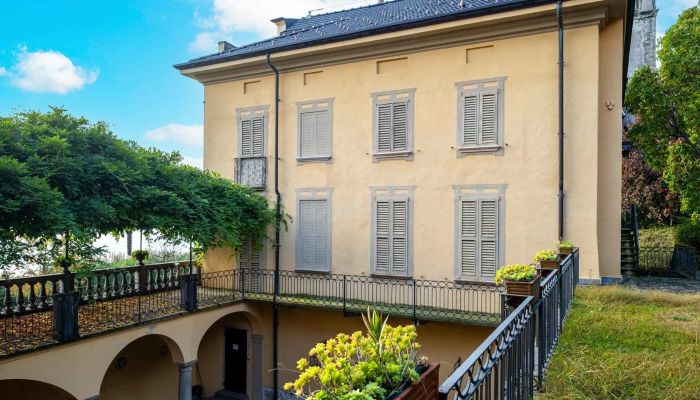 Historická vila na prodej Belgirate, Piemonte,  Itálie