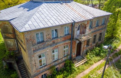 Zámeček na prodej Parsko, Pałac w Parsku, Velkopolské, Foto z dronu