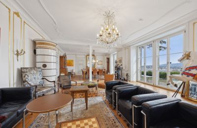 Historická vila na prodej Biel/Bienne, Alpenstrasse 95, Bern/Berne, Eindrückliches Wohnzimmer mit Weitsicht und grosser Terrasse