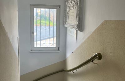 Historická vila na prodej Neustadt an der Weinstraße, Rheinland-Pfalz, Treppe im Nebengebäude