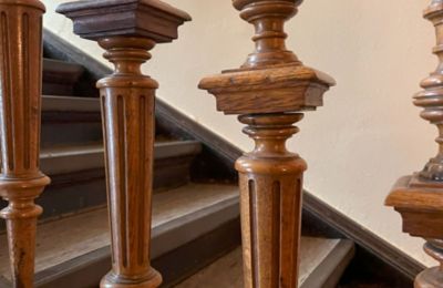 Historická vila na prodej Neustadt an der Weinstraße, Rheinland-Pfalz, Holztreppe