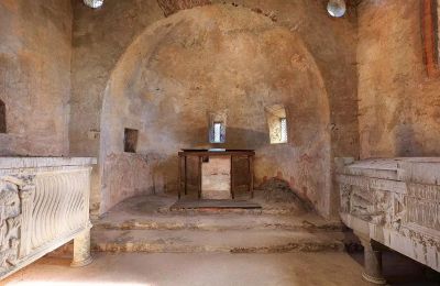Hrad na prodej Pavone Canavese, Piemonte, Kaplička