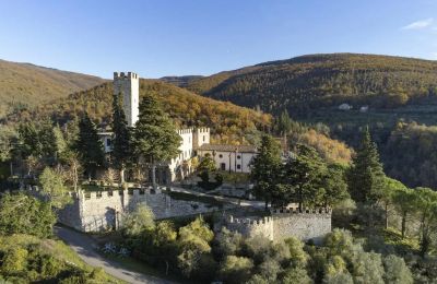 Hrad na prodej Croci di Calenzano, Toscana, Castello Dei Lagri