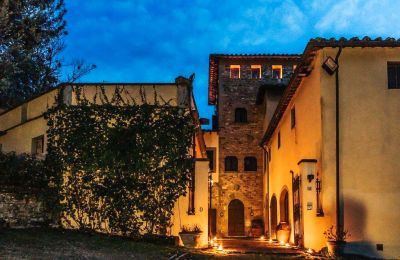 Hrad na prodej Vicchio, Toscana, Pohled zvenku