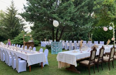 Zámeček na prodej Koplotovce,  kaštieľ, Trnavský kraj, Nádvorie - svadba