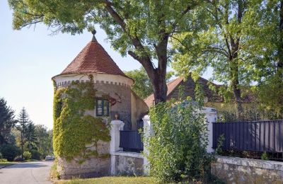 Zámeček na prodej Koplotovce,  kaštieľ, Trnavský kraj, Pohled zvenku