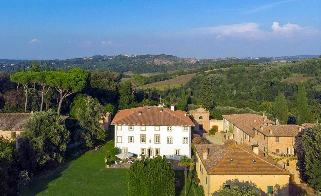 Obrázky Villa Leopolda – prestižní rezidence v srdci Chianti Pisano s letištěm a 320 hektary lesa