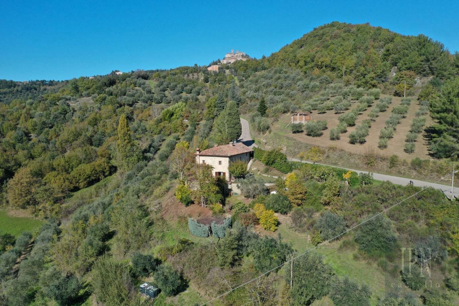 Obrázky Terrace Valley View - Farmhouse in Monte Santa Maria Tiberina
