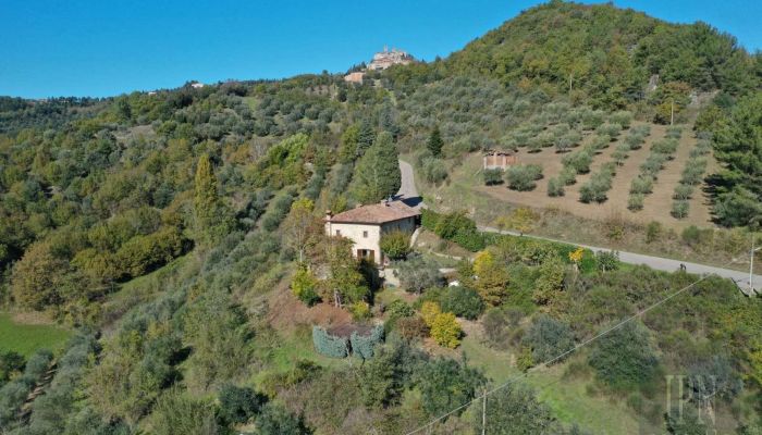 Venkovský dům na prodej 06010 Monte Santa Maria Tiberina, Umbria,  Itálie