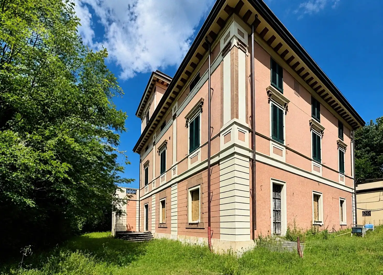 Obrázky Vila o rozloze více než 1260 m² na pozemku 5 ha v San Giuliano Terme, Pisa, Toskánsko