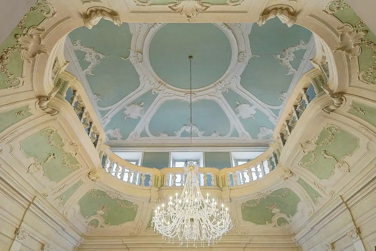 Obrázky Palác v historickém centru Sieny - 700 m² s tanečním sálem a rokokovou štukovou výzdobou