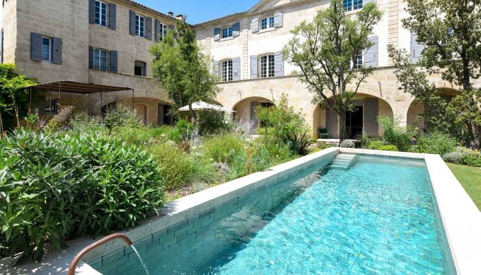 Zámeček na prodej 84000 Avignon, Provence-Alpes-Côte d'Azur,  Francie