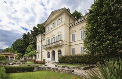 Reprezentativní byt v historické budově Orta San Giulio, Piemonte