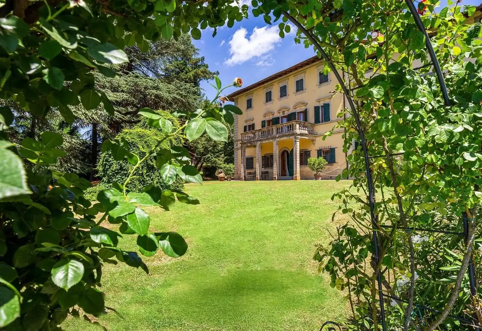 Obrázky Villa del Riccio – historická toskánská usedlost s apartmány a vinicemi nedaleko Florencie