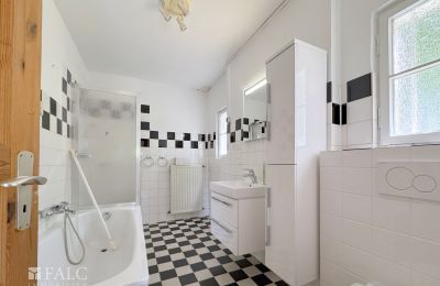 Historická vila na prodej Bonn, Nordrhein-Westfalen, Badezimmer 