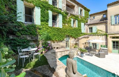 Historická nemovitost na prodej Uzès, Occitanie, Pohled zezadu