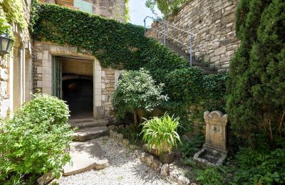 Historická nemovitost na prodej Uzès, Occitanie, Zahrada