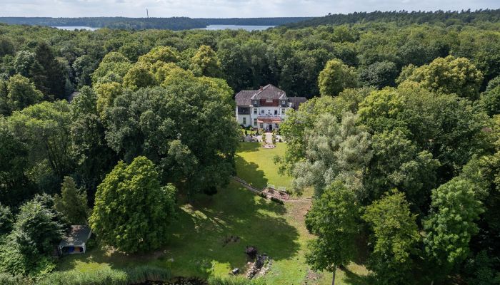 Historická vila na prodej 16775 Stechlin, Brandenburg,  Německo