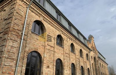 Zámeček na prodej Ojrzanów, Pałac w Ojrzanowie, Mazovia, Přístavba