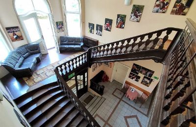 Zámek na prodej Zakrzów, Opolské vojvodství, Velké schodiště