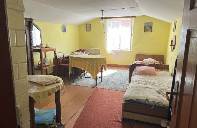 Historická nemovitost na prodej Izbica Kujawska, Toruńska 9, Kujavsko-pomořanské vojvodství, sypialnia na piętrze