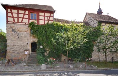 Historické nemovitosti, Mittelalterliches Eckhaus der Kirchenburganlage