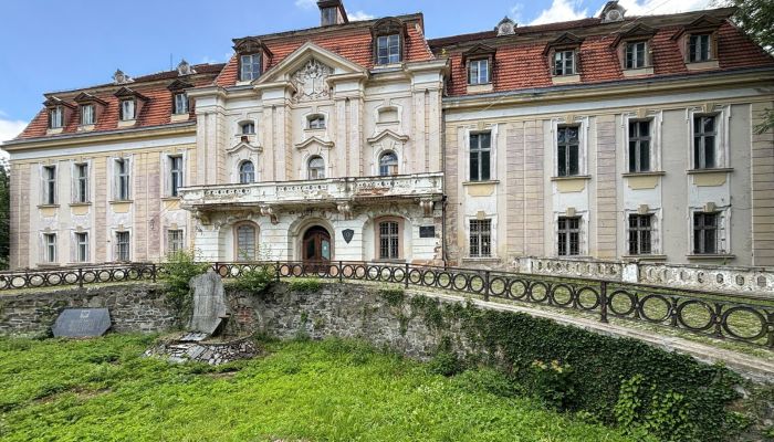 Zámek na prodej Roztocznik, Dolní Slezsko,  Polsko