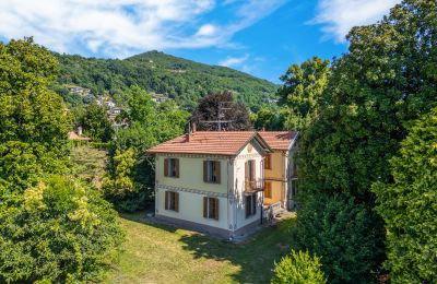 Historická vila na prodej 28040 Lesa, Piemonte, Umístění nemovitosti