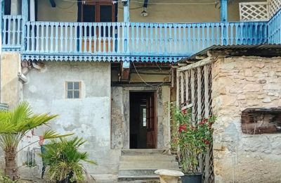Historická nemovitost na prodej Lasseube, Nouvelle-Aquitaine, Nádvoří