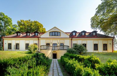 Zámeček na prodej Rakovec nad Ondavou, Košický kraj, Pohled zepředu
