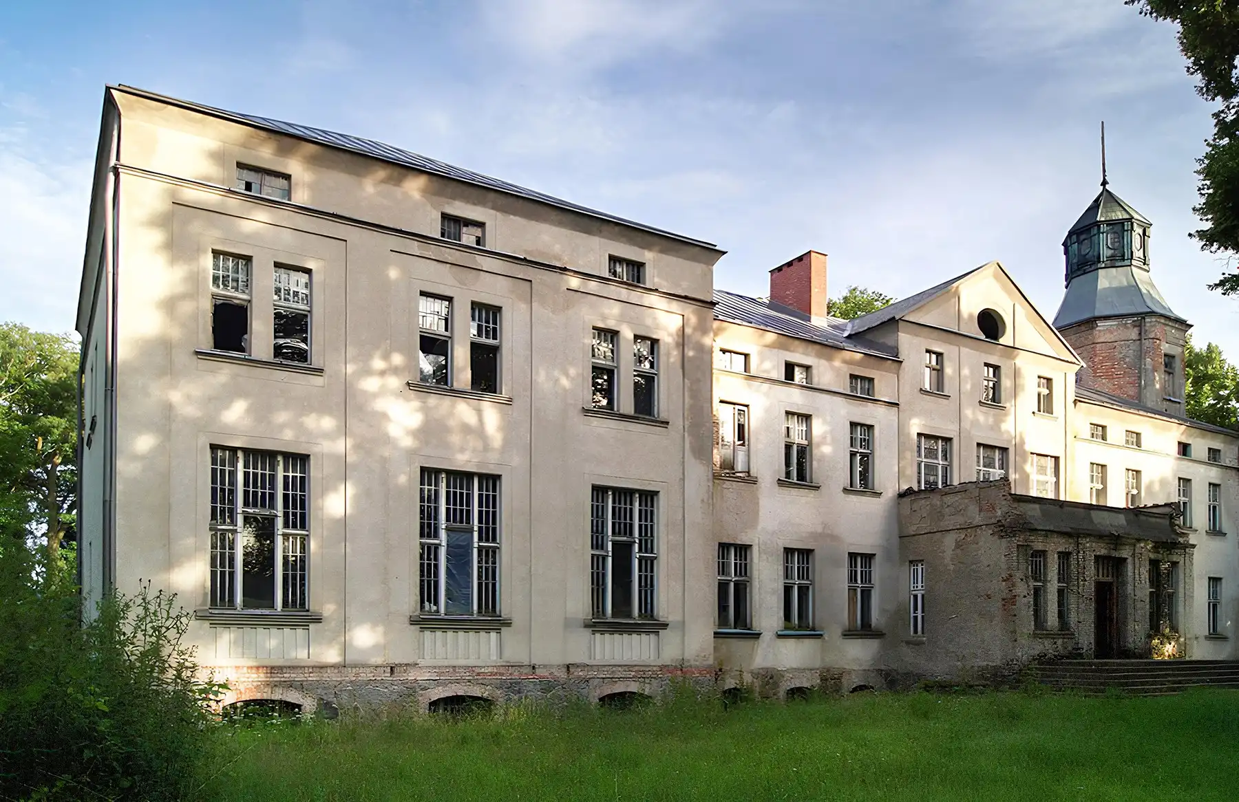Obrázky Żelmowo: Zámeček s historickým interiérem v Západopomořansku