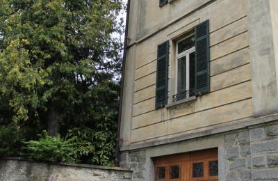 Historická vila na prodej Faido, Ticino, ingresso garage