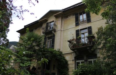 Historická vila na prodej Faido, Ticino, Pohled zvenku