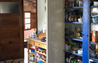 Venkovský dům na prodej Niévares, Asturias, Alter Schrank in der Küche 
