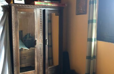 Venkovský dům na prodej Niévares, Asturias, Alter Schrank in Eimern Schlafzimmer 