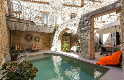 Historické nemovitosti, Dům s charakterem, historickým kouzlem, bazénem a terasou u Uzès