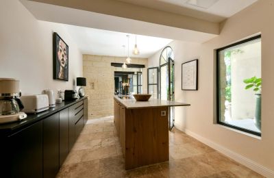 Historická nemovitost na prodej Uzès, Occitanie, Foto 5/24