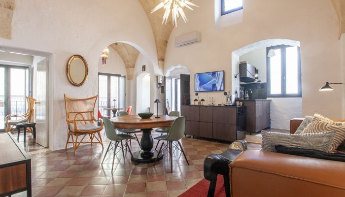 Městský dům na prodej Oria, Puglia,  Itálie