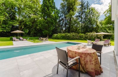 Zámek na prodej 4693 Desselbrunn, Horní Rakousy, Die Terrasse lädt mit schönem Blick ein 