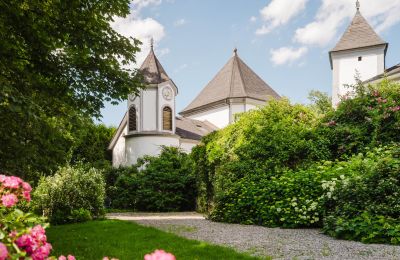 Zámek na prodej 4693 Desselbrunn, Horní Rakousy, Der bezaubernde Glockenturm der Schlosskapelle