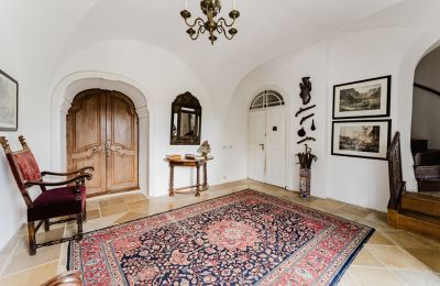 Zámek na prodej 4693 Desselbrunn, Oberösterreich, Ein Hauch von Geschichte im Treppenhaus
