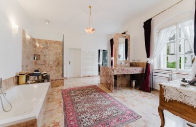 Zámek na prodej 4693 Desselbrunn, Oberösterreich, Marmor soweit das Auge reicht