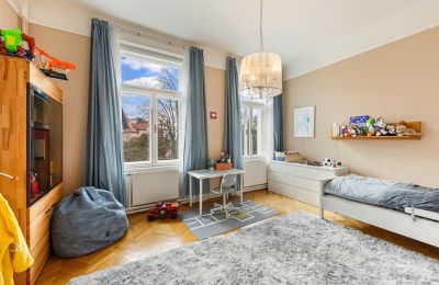 Historická vila na prodej Währing, Wien, Das Gäste-/Kinderzimmer im Obergeschoss