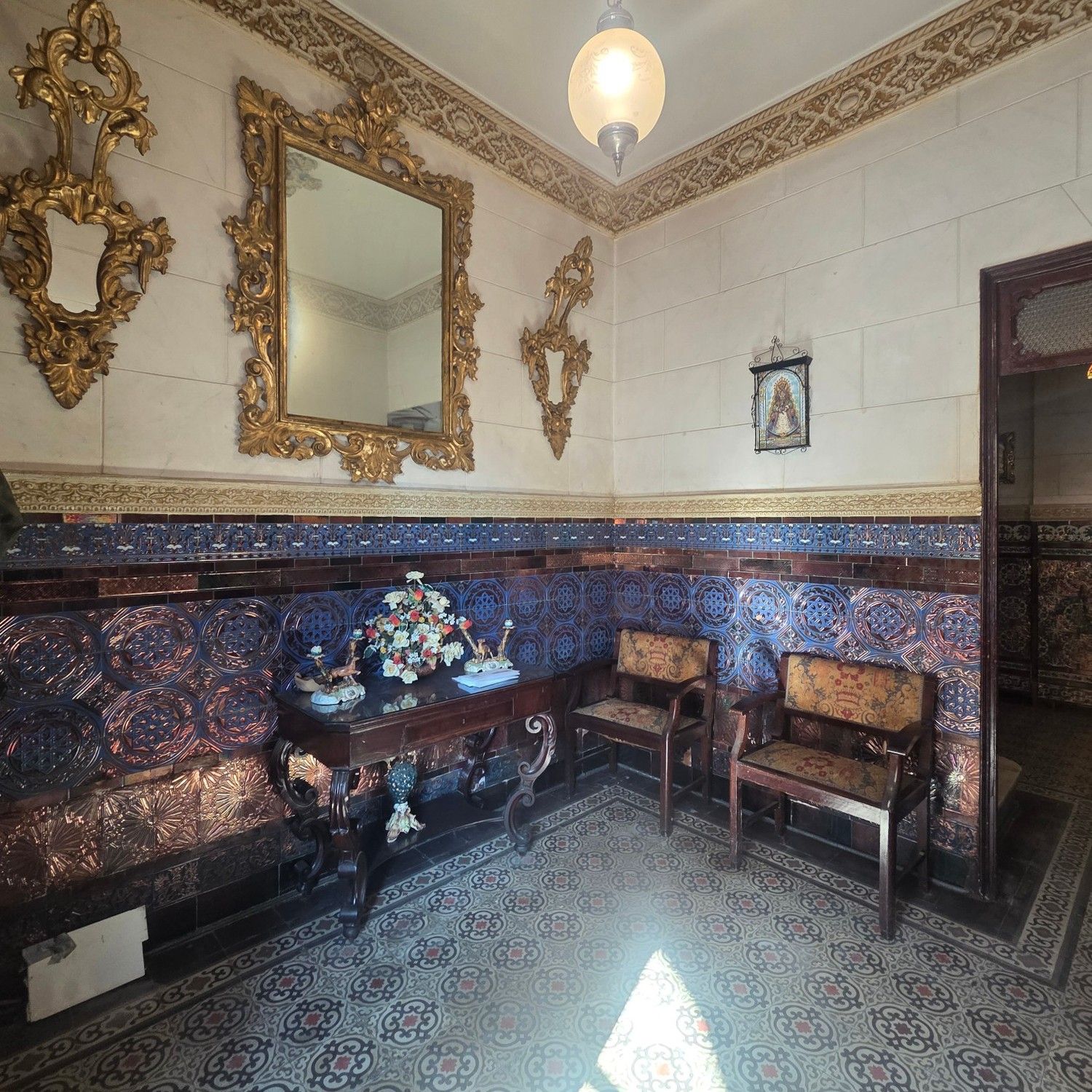 Obrázky Historický dům z roku 1925, připisovaný Aníbalovi Gonzálezovi